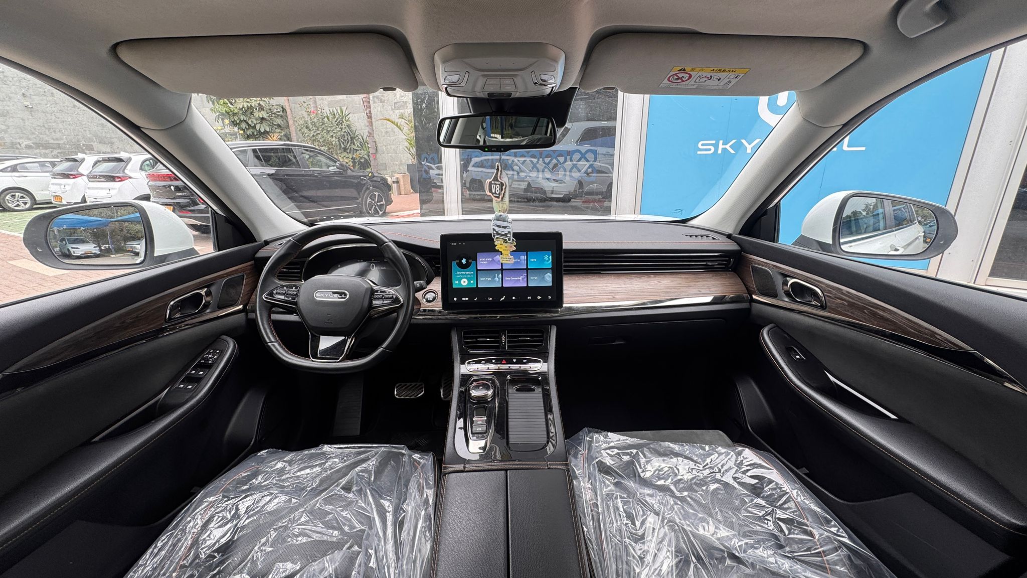 Fb3c176e 5c91 4d87 91ef A9a142d09b01